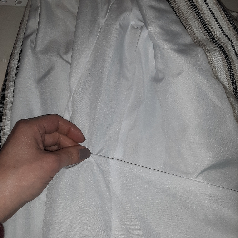 ATF Striped Linen Blazer. - Picture 7 of 9